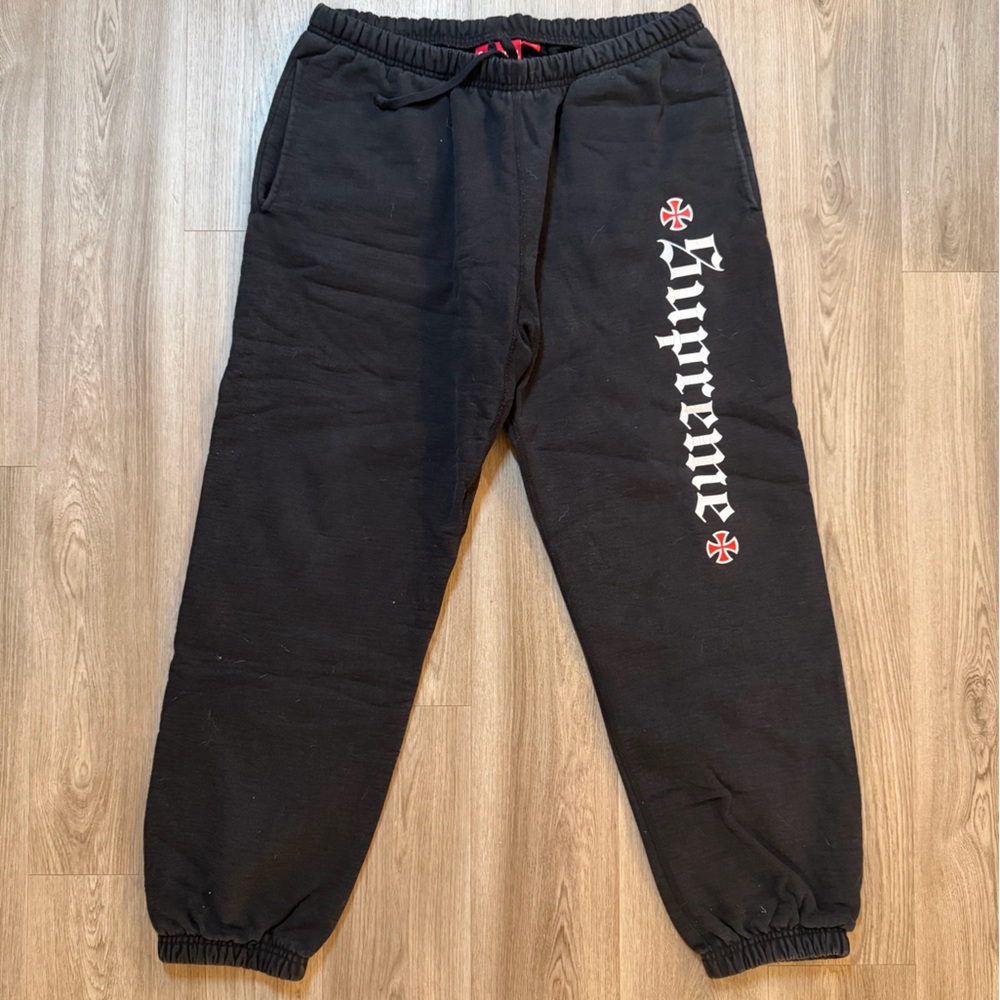 Supreme Independent F the Rest Sweatpant
Black Size L
